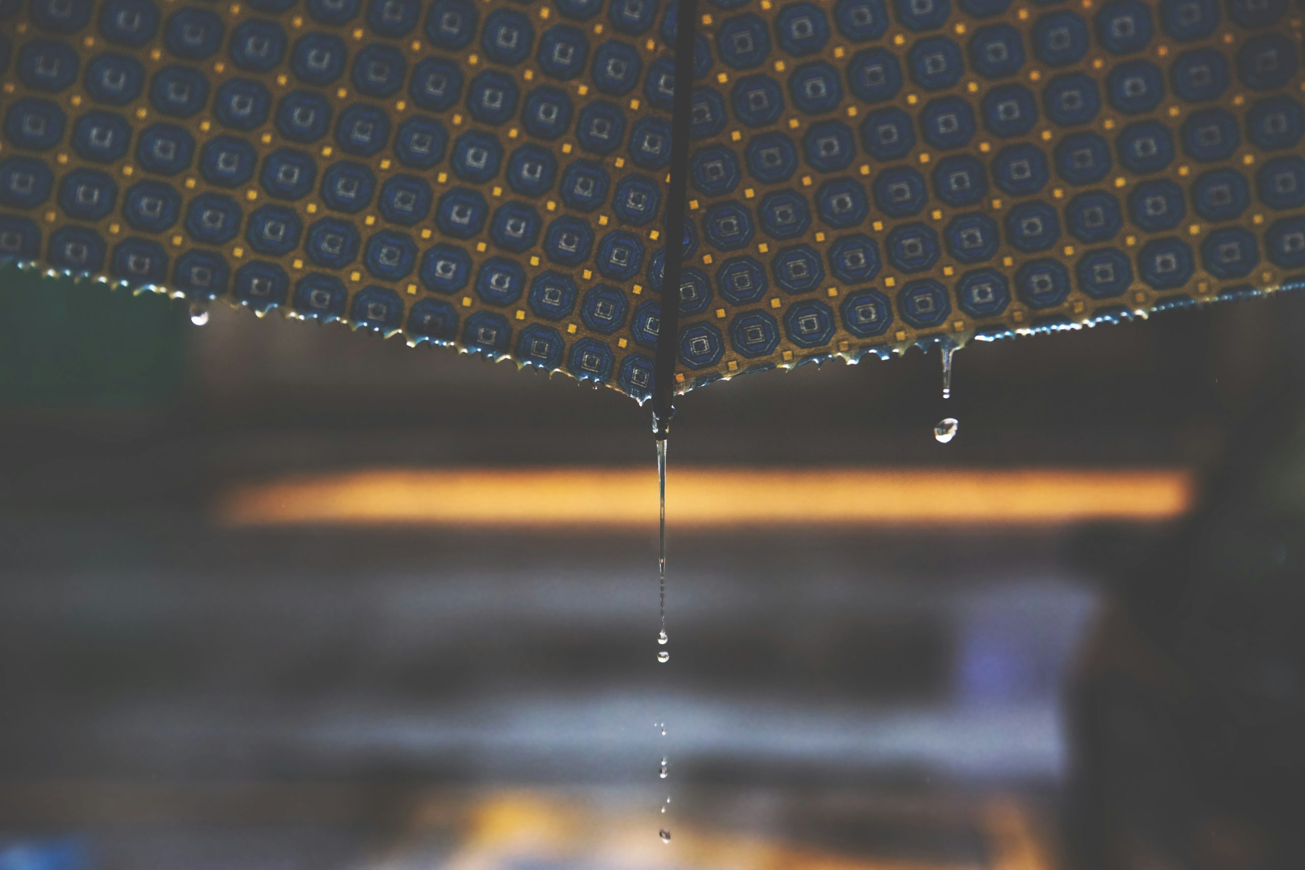 Infographic comparing traditional rain gear to modern modular rainwear systems